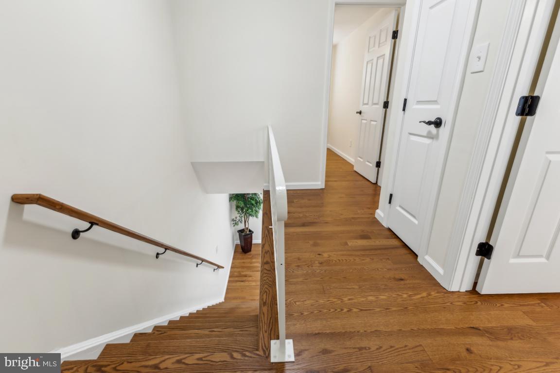 210 TENNESSEE AVE, ALEXANDRIA, Virginia 22305, 3 Bedrooms Bedrooms, ,2 BathroomsBathrooms,Residential,For sale,210 TENNESSEE AVE,VAAX2045256 MLS # VAAX2045256