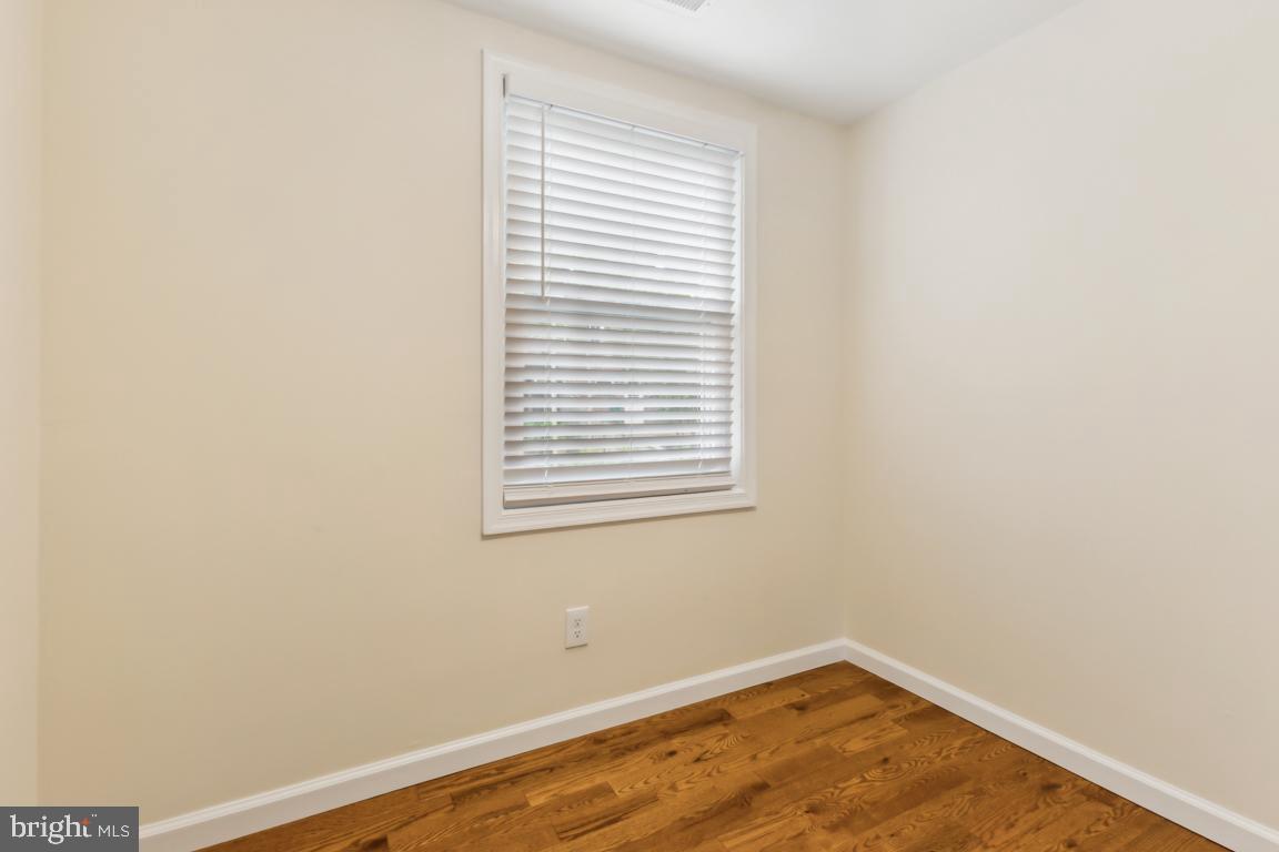 210 TENNESSEE AVE, ALEXANDRIA, Virginia 22305, 3 Bedrooms Bedrooms, ,2 BathroomsBathrooms,Residential,For sale,210 TENNESSEE AVE,VAAX2045256 MLS # VAAX2045256