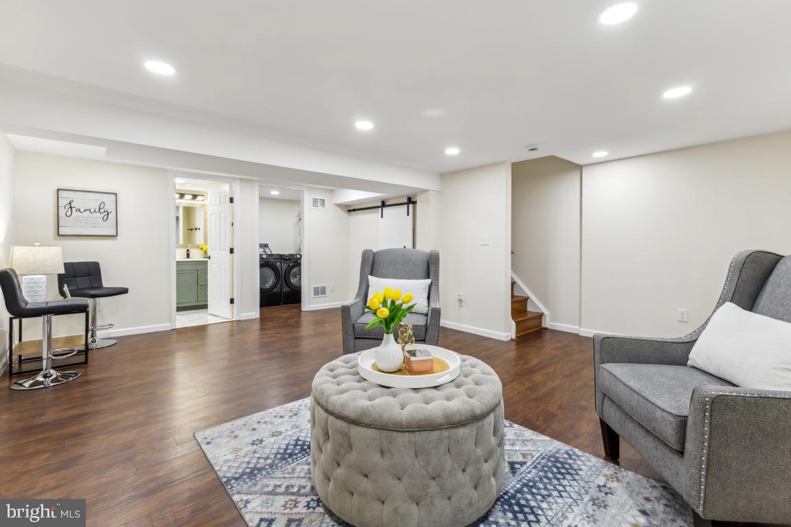 210 TENNESSEE AVE, ALEXANDRIA, Virginia 22305, 3 Bedrooms Bedrooms, ,2 BathroomsBathrooms,Residential,For sale,210 TENNESSEE AVE,VAAX2045256 MLS # VAAX2045256