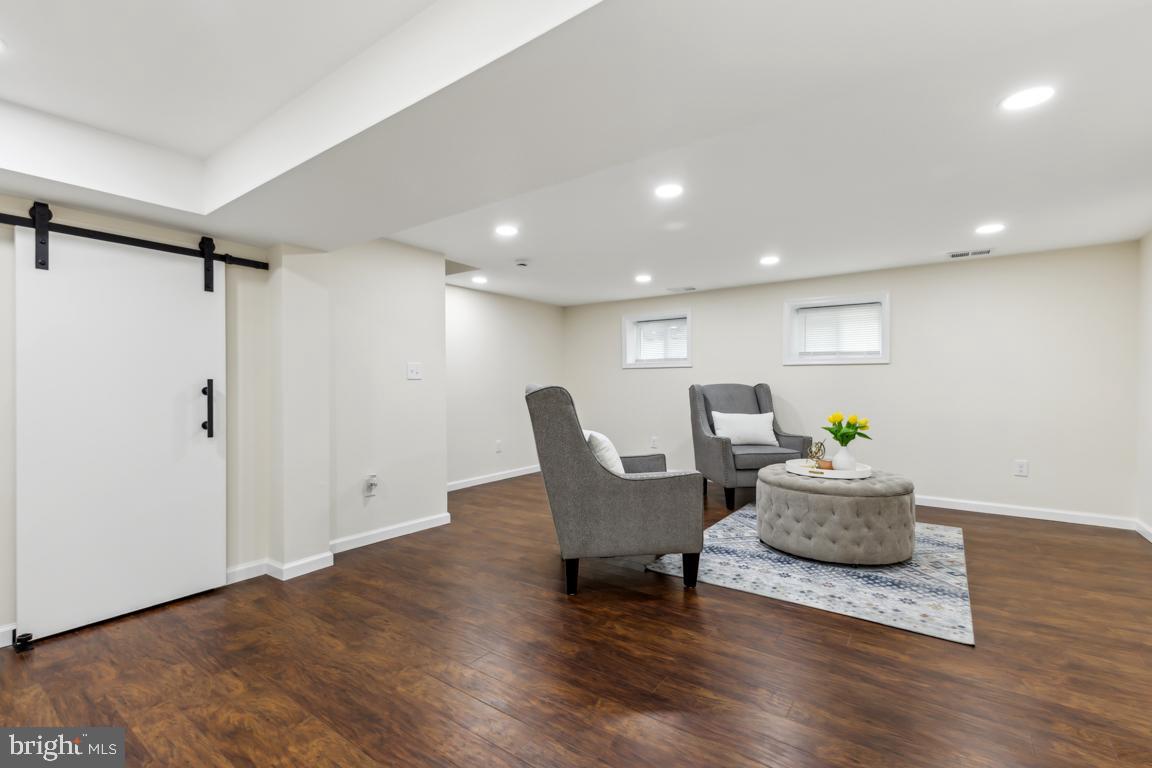 210 TENNESSEE AVE, ALEXANDRIA, Virginia 22305, 3 Bedrooms Bedrooms, ,2 BathroomsBathrooms,Residential,For sale,210 TENNESSEE AVE,VAAX2045256 MLS # VAAX2045256