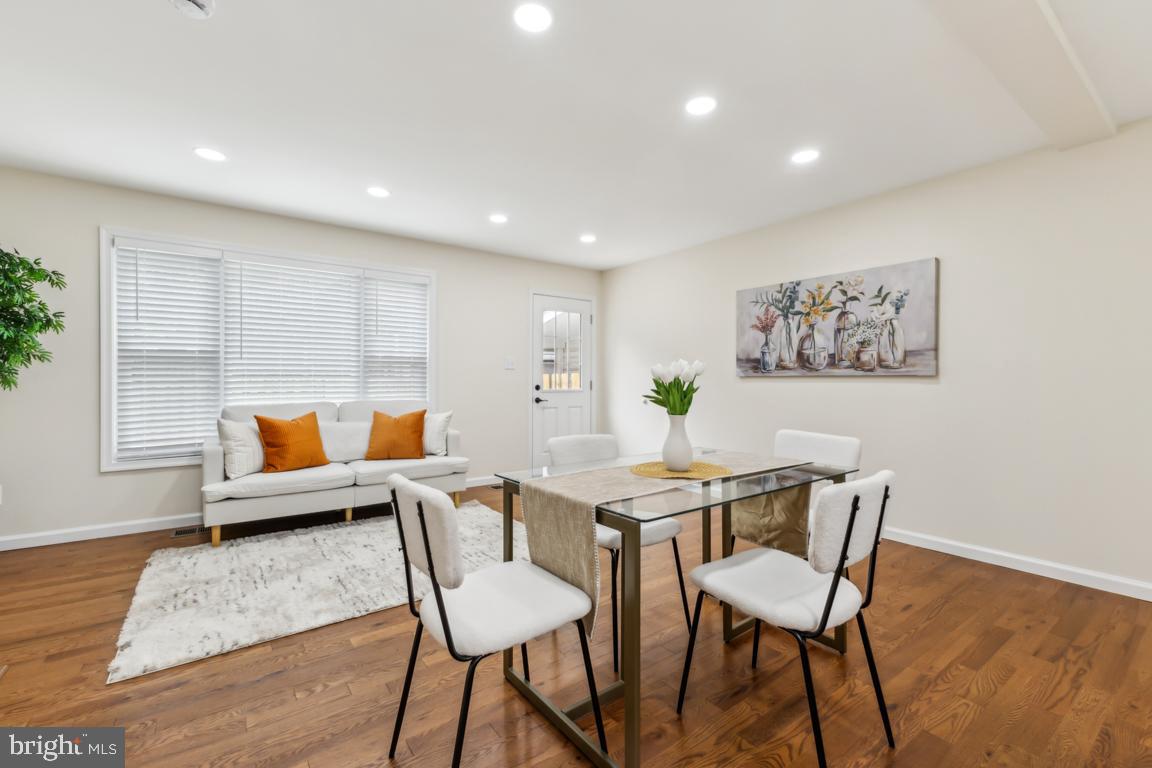210 TENNESSEE AVE, ALEXANDRIA, Virginia 22305, 3 Bedrooms Bedrooms, ,2 BathroomsBathrooms,Residential,For sale,210 TENNESSEE AVE,VAAX2045256 MLS # VAAX2045256