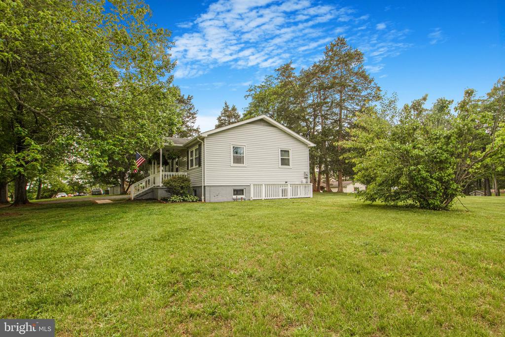 9576 DEER HOLLOW LANE, WARRENTON, Virginia 20186, 2 Bedrooms Bedrooms, ,1 BathroomBathrooms,Residential,9576 DEER HOLLOW LANE,VAFQ2016528 MLS # VAFQ2016528
