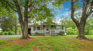 9576 DEER HOLLOW LANE, WARRENTON, Virginia 20186, 2 Bedrooms Bedrooms, ,1 BathroomBathrooms,Residential,9576 DEER HOLLOW LANE,VAFQ2016528 MLS # VAFQ2016528