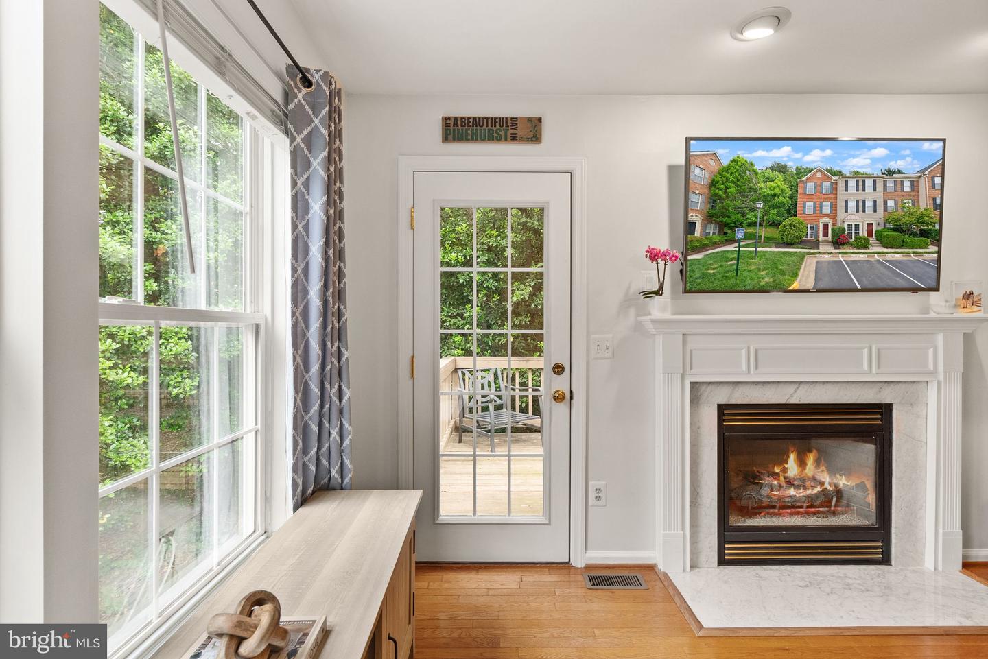 4270 WHEELED CAISSON SQ, FAIRFAX, Virginia 22033, 2 Bedrooms Bedrooms, ,2 BathroomsBathrooms,Residential,For sale,4270 WHEELED CAISSON SQ,VAFX2240546 MLS # VAFX2240546