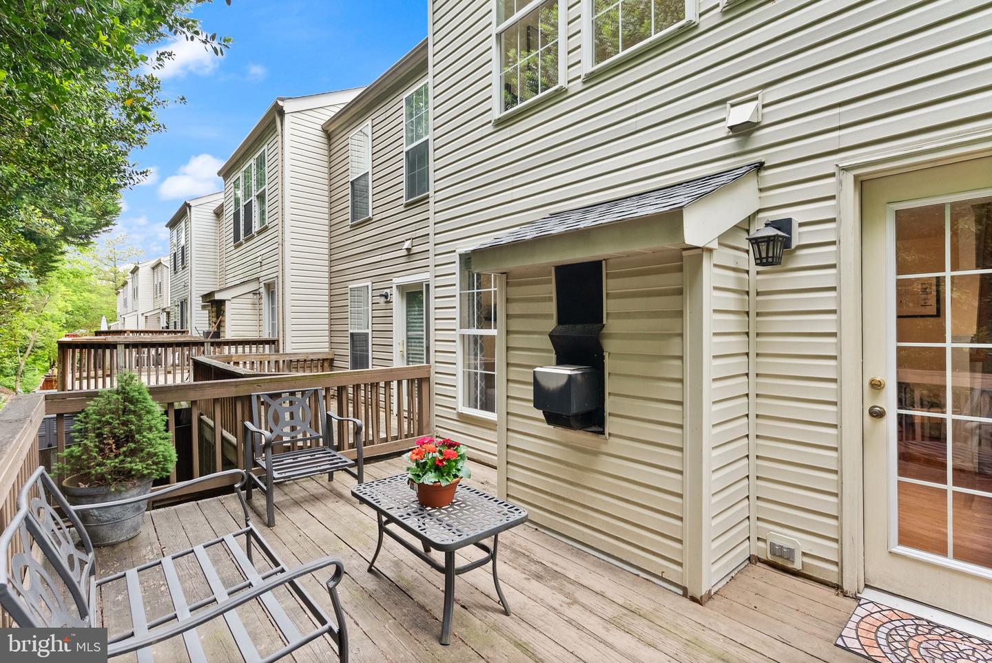4270 WHEELED CAISSON SQ, FAIRFAX, Virginia 22033, 2 Bedrooms Bedrooms, ,2 BathroomsBathrooms,Residential,For sale,4270 WHEELED CAISSON SQ,VAFX2240546 MLS # VAFX2240546