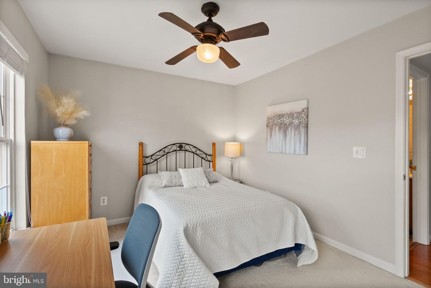 4270 WHEELED CAISSON SQ, FAIRFAX, Virginia 22033, 2 Bedrooms Bedrooms, ,2 BathroomsBathrooms,Residential,For sale,4270 WHEELED CAISSON SQ,VAFX2240546 MLS # VAFX2240546