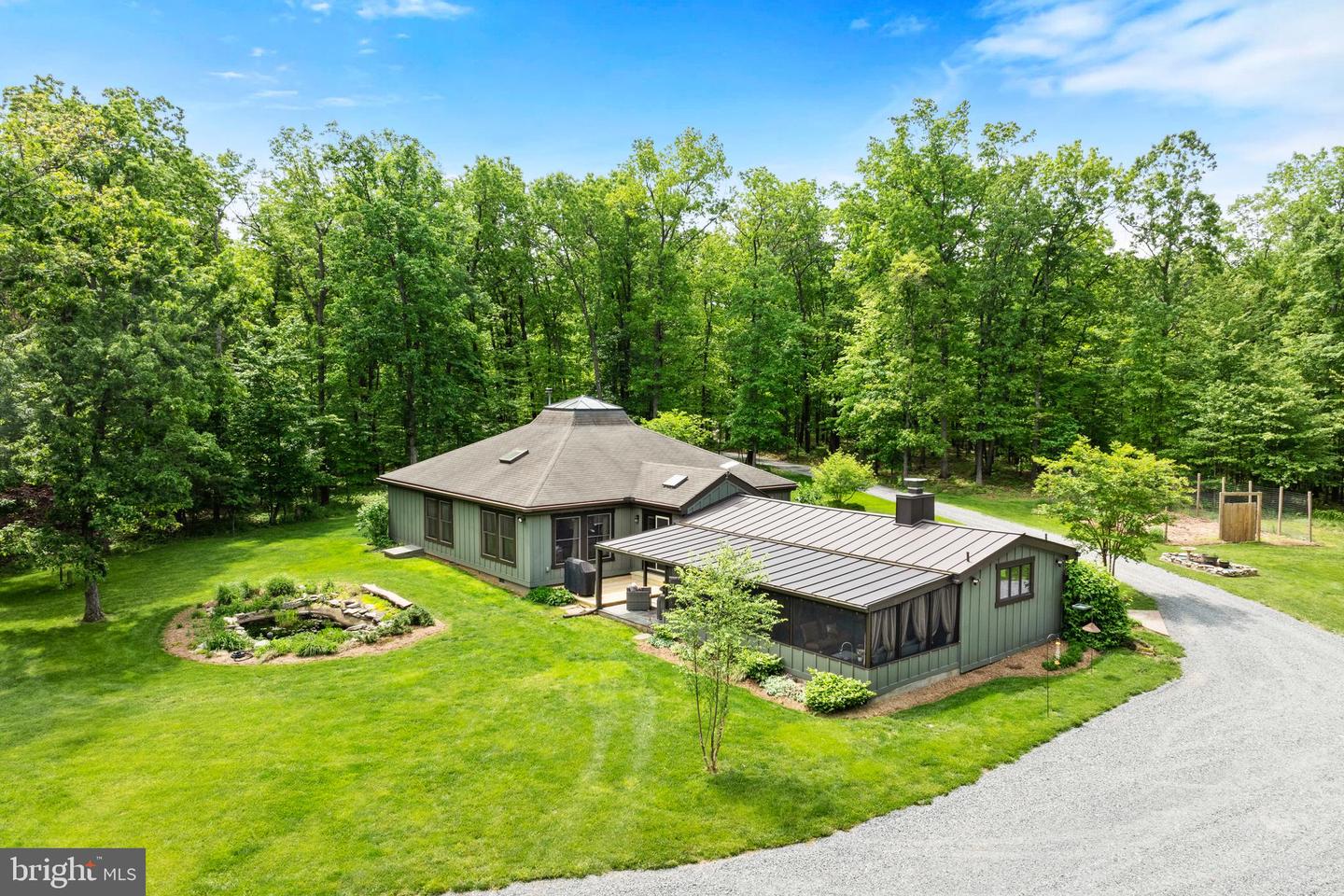 12915 SHADY LN, HILLSBORO, Virginia 20132, 2 Bedrooms Bedrooms, ,2 BathroomsBathrooms,Residential,For sale,12915 SHADY LN,VALO2096324 MLS # VALO2096324