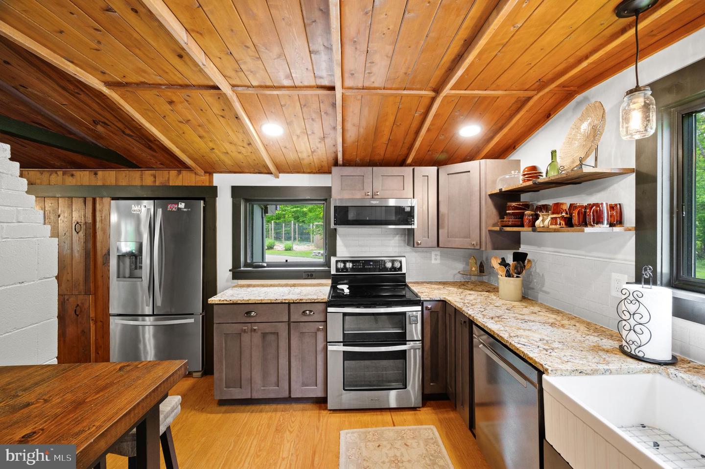 12915 SHADY LN, HILLSBORO, Virginia 20132, 2 Bedrooms Bedrooms, ,2 BathroomsBathrooms,Residential,For sale,12915 SHADY LN,VALO2096324 MLS # VALO2096324