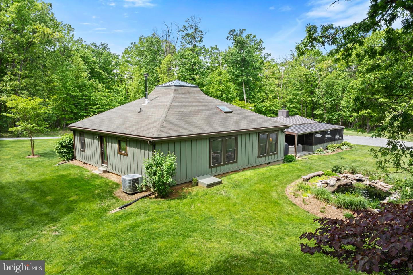 12915 SHADY LN, HILLSBORO, Virginia 20132, 2 Bedrooms Bedrooms, ,2 BathroomsBathrooms,Residential,For sale,12915 SHADY LN,VALO2096324 MLS # VALO2096324