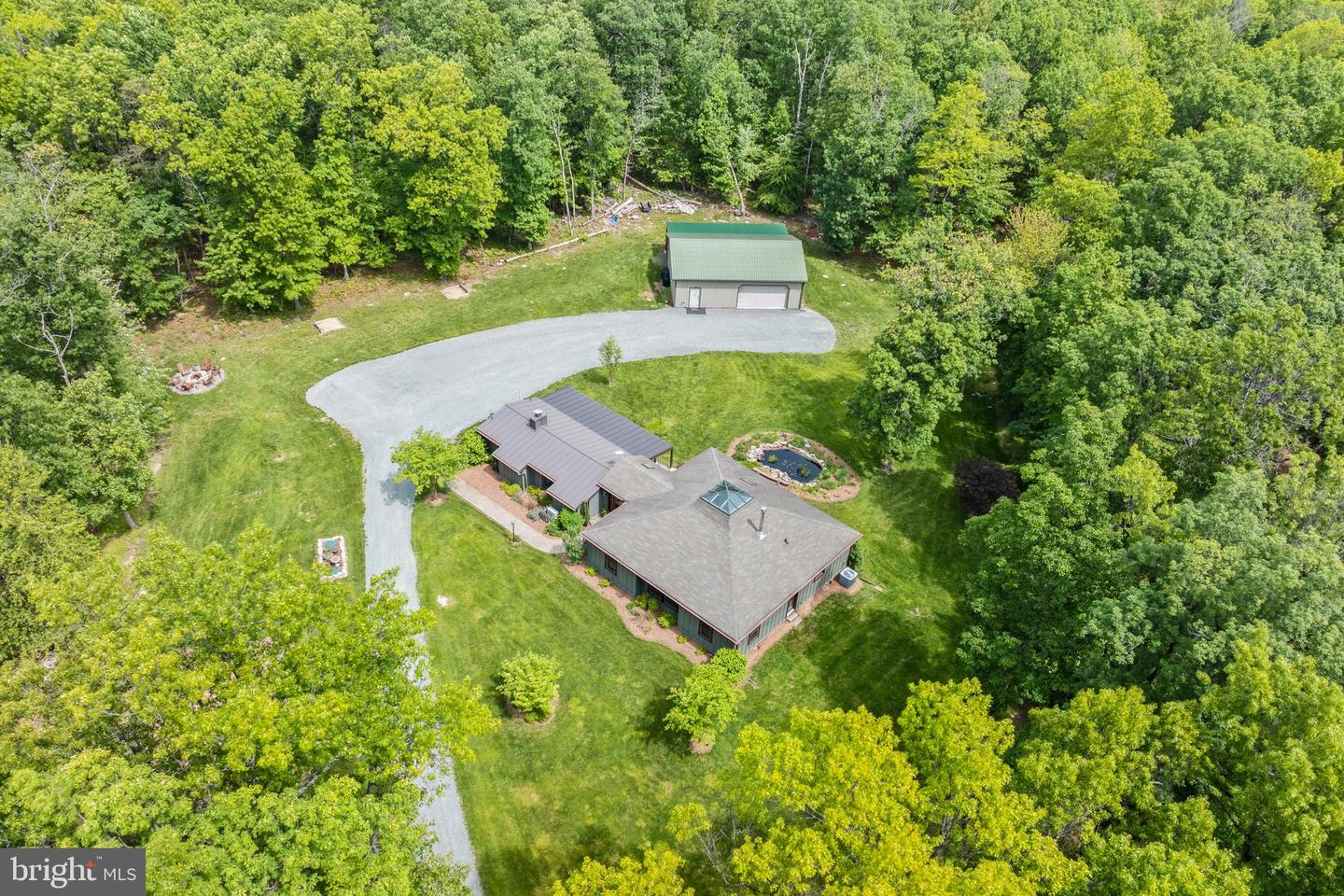 12915 SHADY LN, HILLSBORO, Virginia 20132, 2 Bedrooms Bedrooms, ,2 BathroomsBathrooms,Residential,For sale,12915 SHADY LN,VALO2096324 MLS # VALO2096324