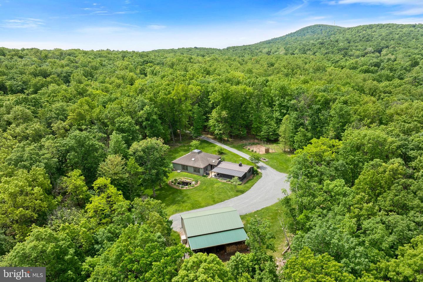 12915 SHADY LN, HILLSBORO, Virginia 20132, 2 Bedrooms Bedrooms, ,2 BathroomsBathrooms,Residential,For sale,12915 SHADY LN,VALO2096324 MLS # VALO2096324