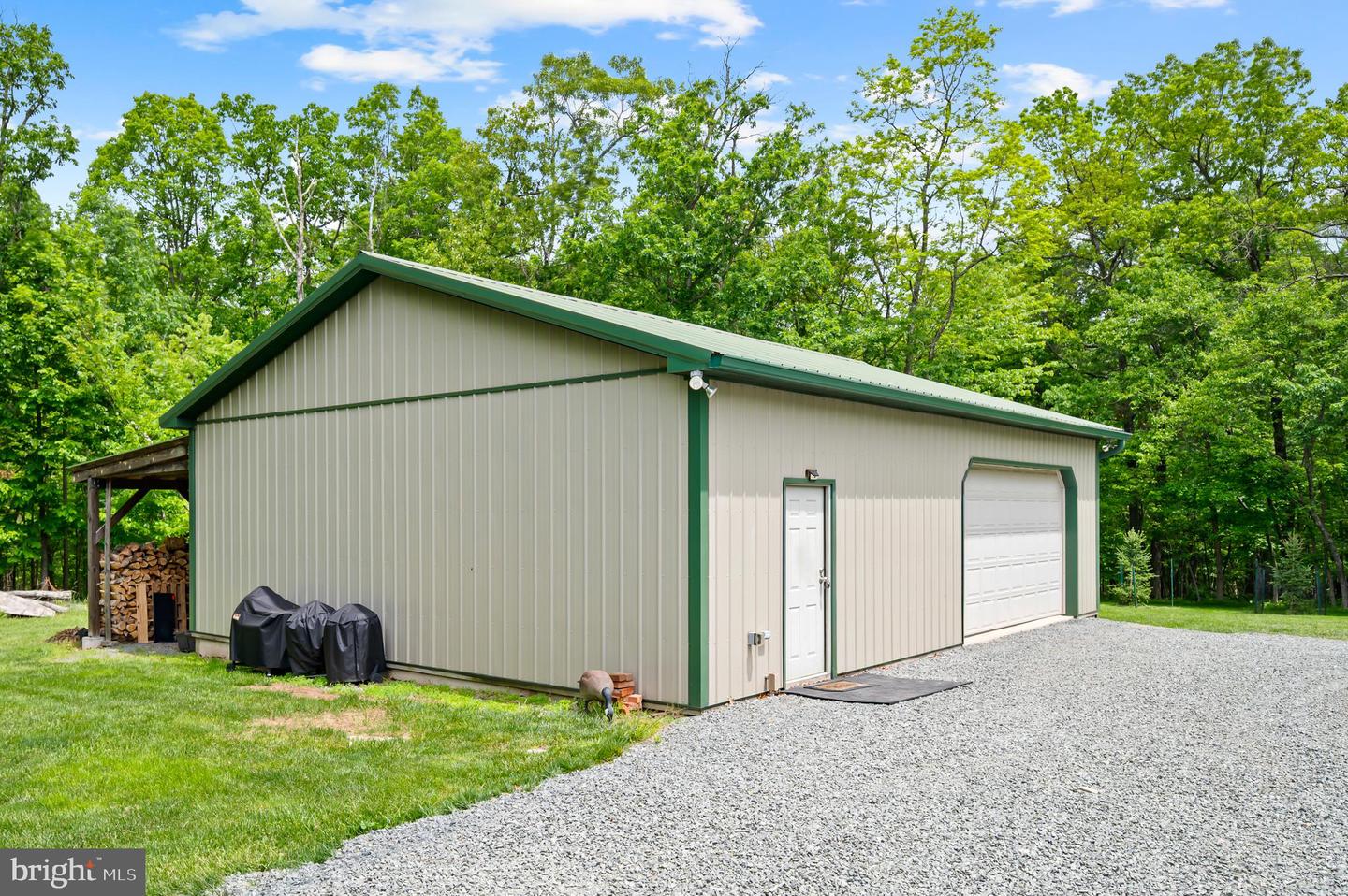 12915 SHADY LN, HILLSBORO, Virginia 20132, 2 Bedrooms Bedrooms, ,2 BathroomsBathrooms,Residential,For sale,12915 SHADY LN,VALO2096324 MLS # VALO2096324