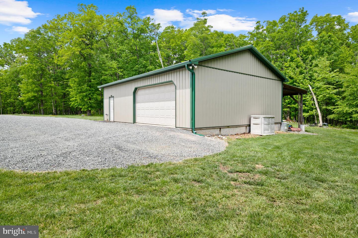 12915 SHADY LN, HILLSBORO, Virginia 20132, 2 Bedrooms Bedrooms, ,2 BathroomsBathrooms,Residential,For sale,12915 SHADY LN,VALO2096324 MLS # VALO2096324