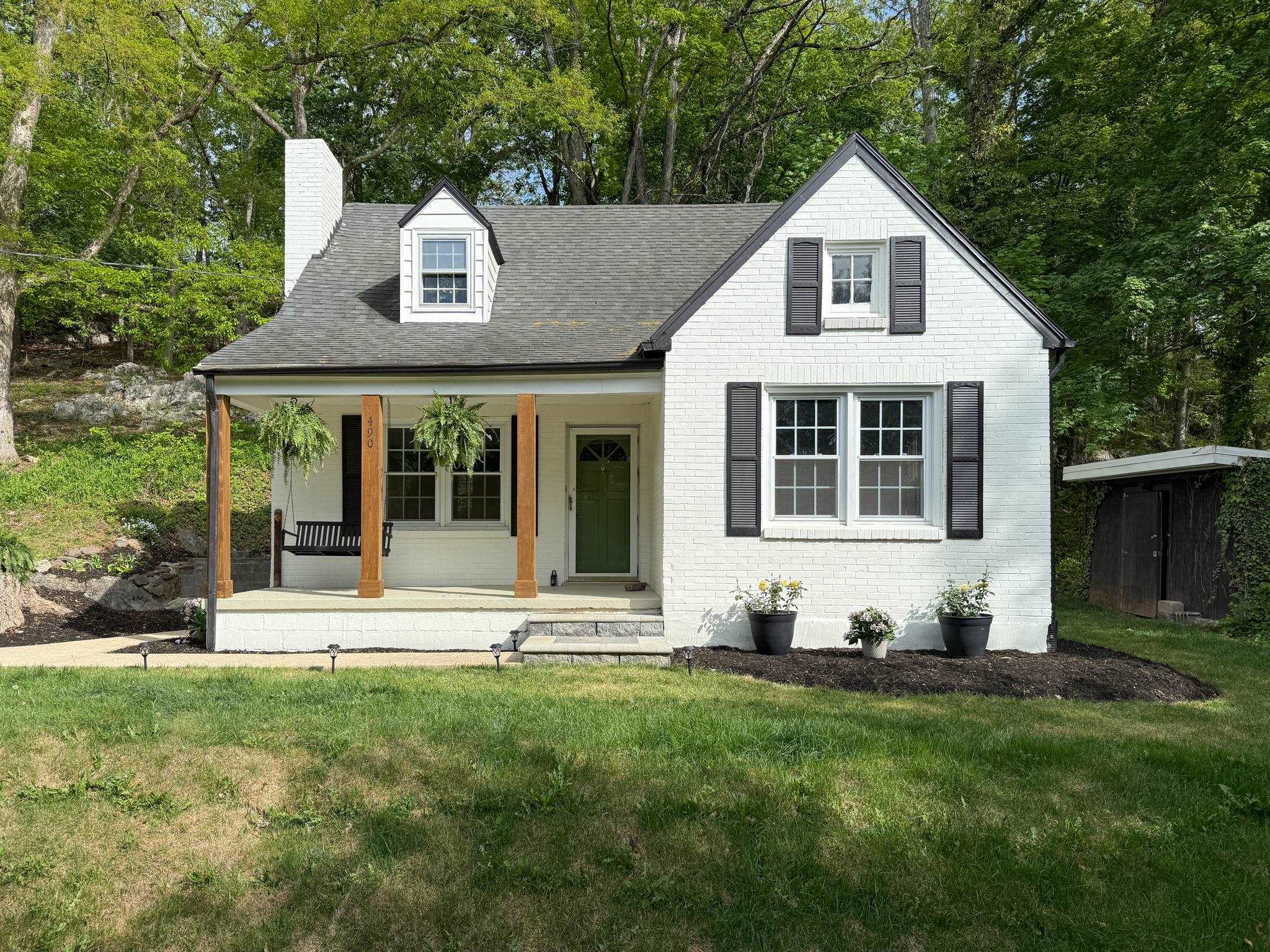 490 MOUNTAIN VIEW DR, STAUNTON, Virginia 24401, 3 Bedrooms Bedrooms, ,2 BathroomsBathrooms,Residential,490 MOUNTAIN VIEW DR,663698 MLS # 663698