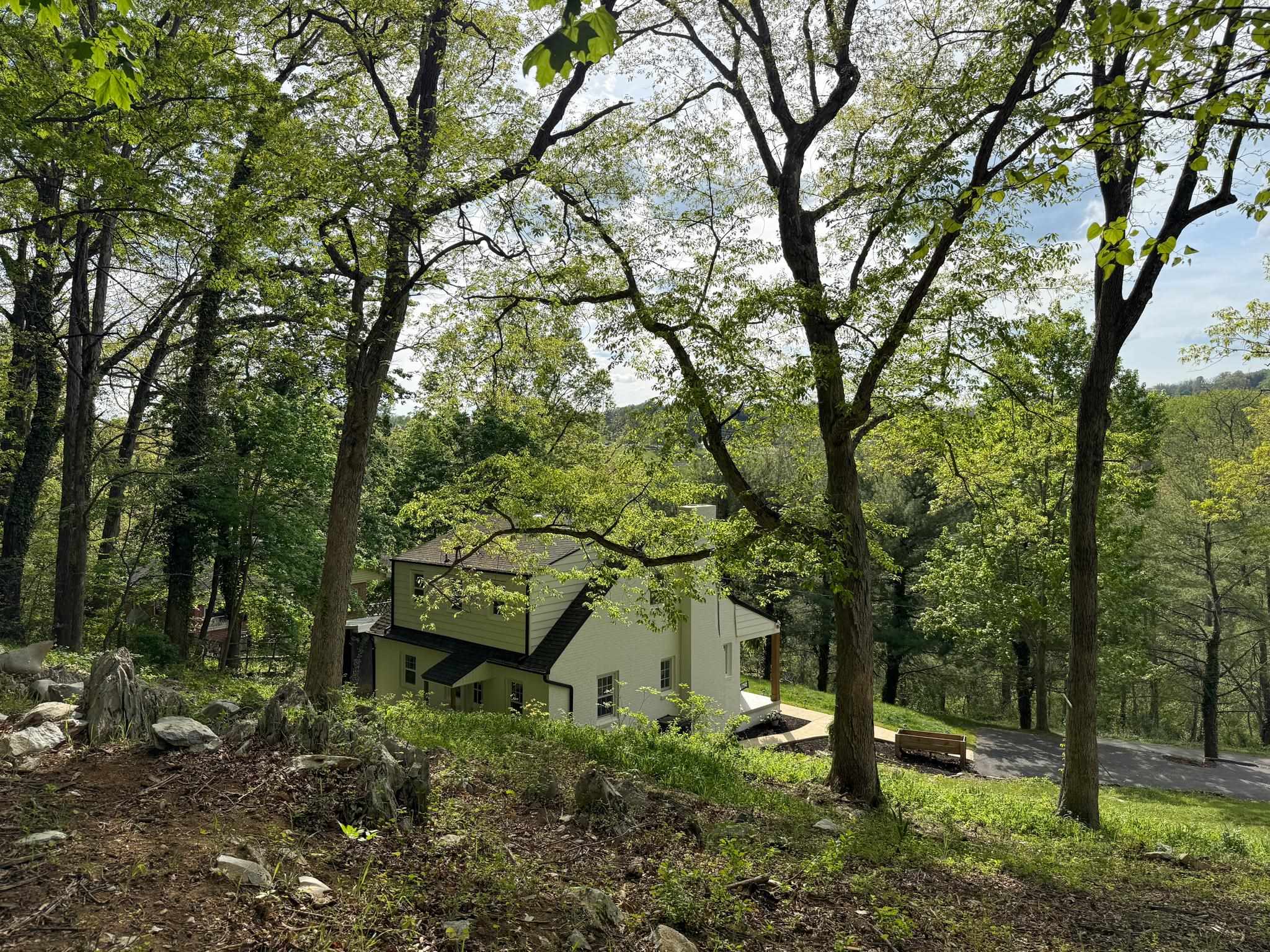 490 MOUNTAIN VIEW DR, STAUNTON, Virginia 24401, 3 Bedrooms Bedrooms, ,2 BathroomsBathrooms,Residential,490 MOUNTAIN VIEW DR,663698 MLS # 663698