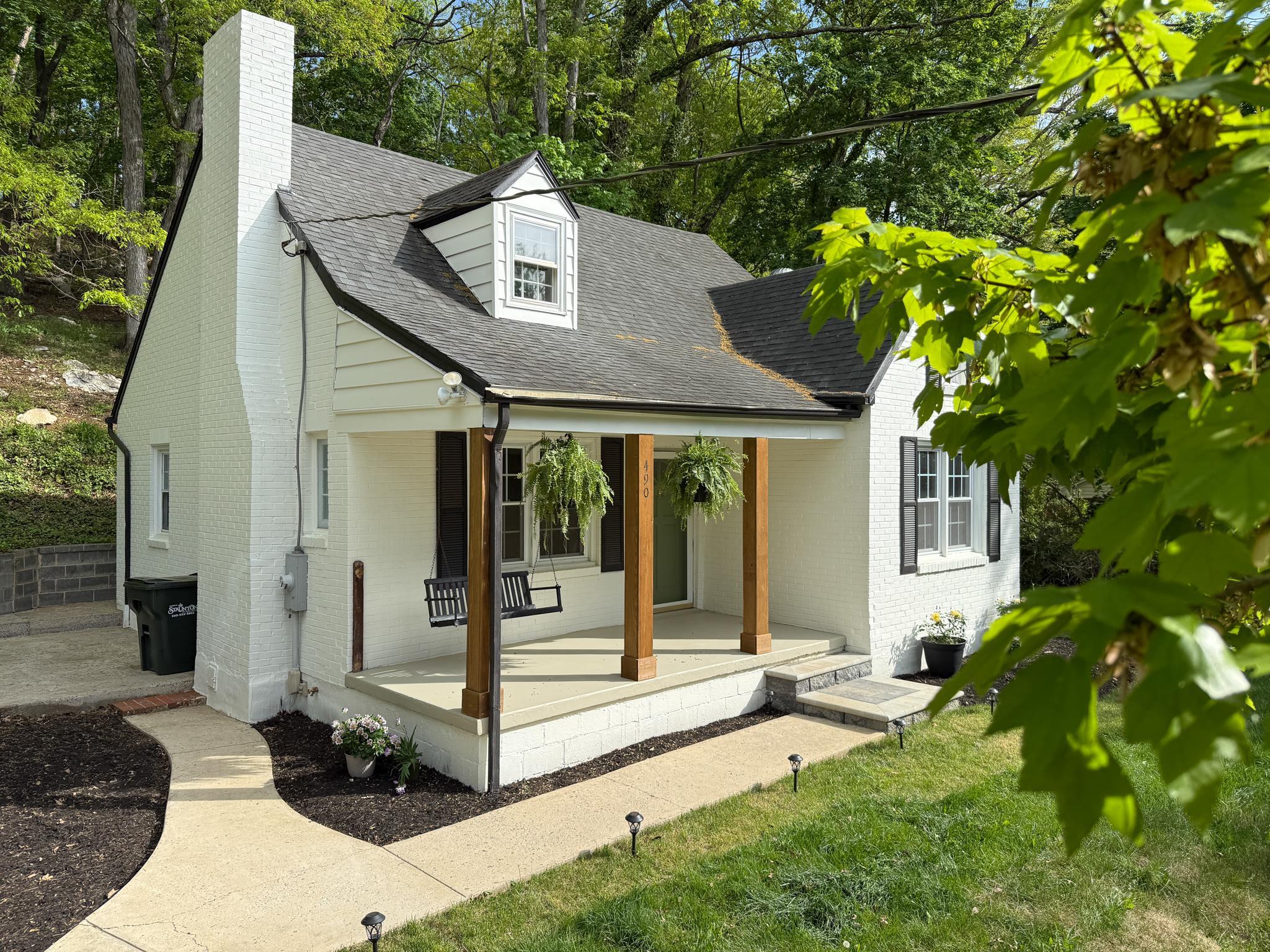 490 MOUNTAIN VIEW DR, STAUNTON, Virginia 24401, 3 Bedrooms Bedrooms, ,2 BathroomsBathrooms,Residential,490 MOUNTAIN VIEW DR,663698 MLS # 663698