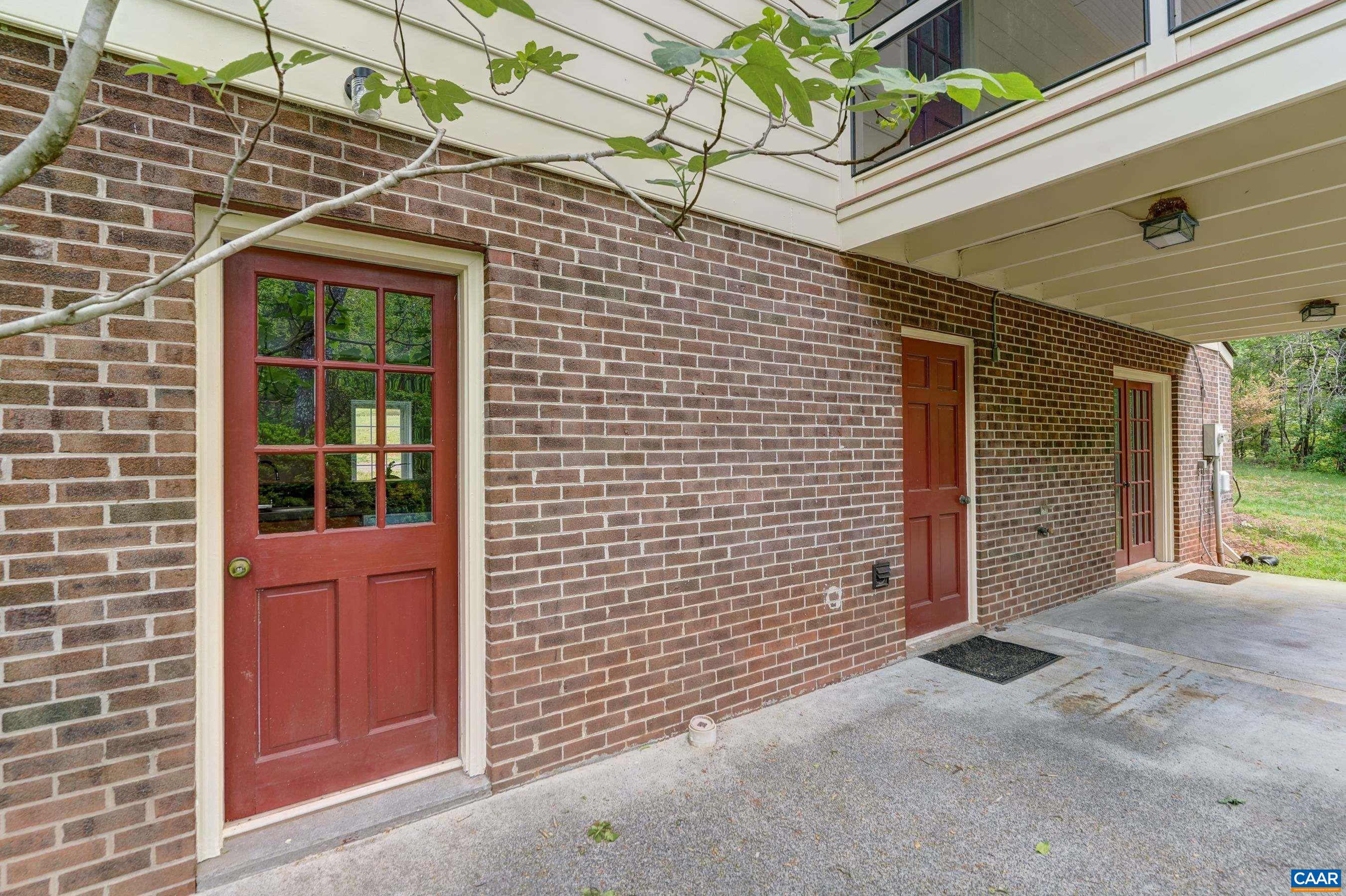 3665 COUNTRY LN, CHARLOTTESVILLE, Virginia 22901, 3 Bedrooms Bedrooms, ,2 BathroomsBathrooms,Residential,3665 COUNTRY LN,664506 MLS # 664506