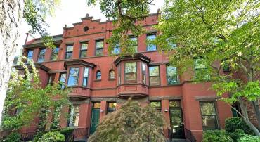 3042 R ST NW #2, WASHINGTON, District Of Columbia 20007, 2 Bedrooms Bedrooms, ,1 BathroomBathrooms,Residential,For sale,3042 R ST NW #2,DCDC2200448 MLS # DCDC2200448