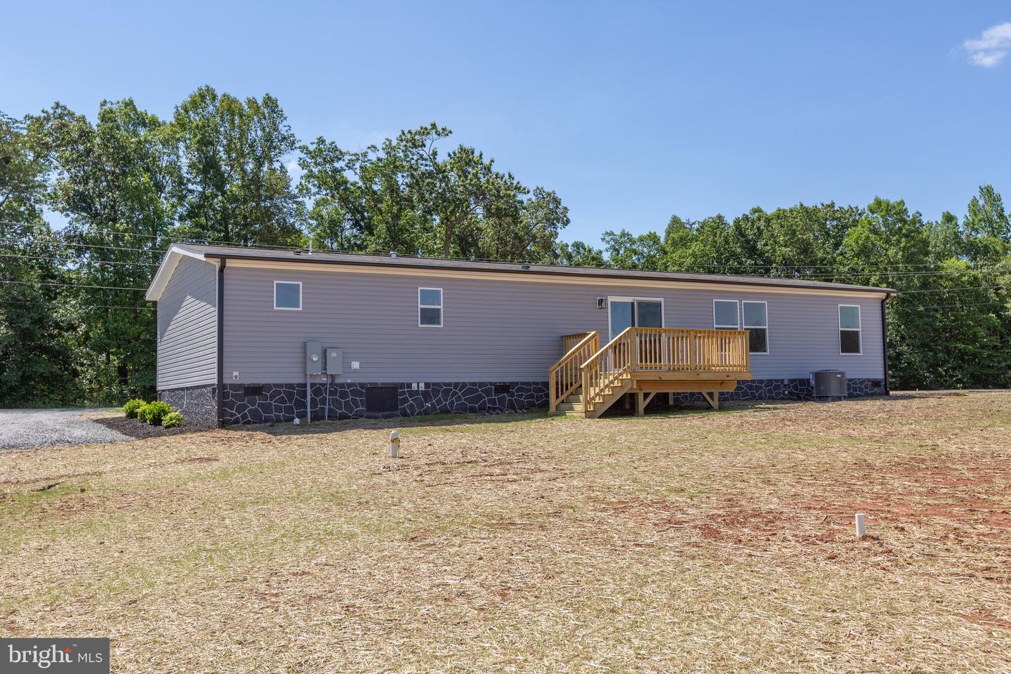 7225 SHANNON HILL RD, LOUISA, Virginia 23093, 3 Bedrooms Bedrooms, ,2 BathroomsBathrooms,Residential,For sale,7225 SHANNON HILL RD,VALA2007858 MLS # VALA2007858