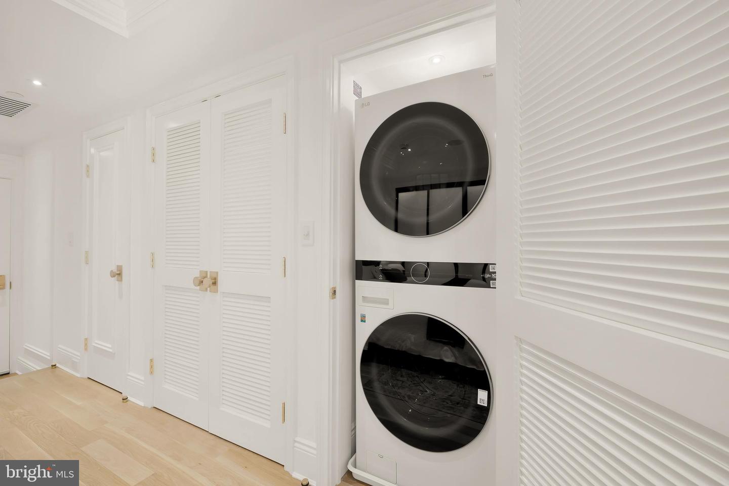 1827 S ST NW #1, WASHINGTON, District Of Columbia 20009, 1 Bedroom Bedrooms, ,1 BathroomBathrooms,Residential,For sale,1827 S ST NW #1,DCDC2200556 MLS # DCDC2200556