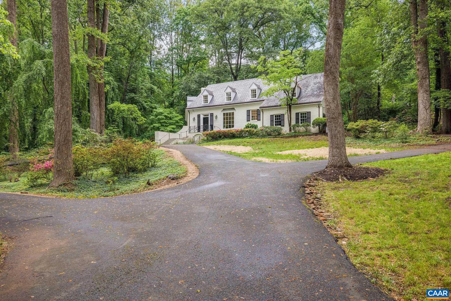 311 EDNAM DR, CHARLOTTESVILLE, Virginia 22903, 4 Bedrooms Bedrooms, ,4 BathroomsBathrooms,Residential,For sale,311 EDNAM DR,664503 MLS # 664503