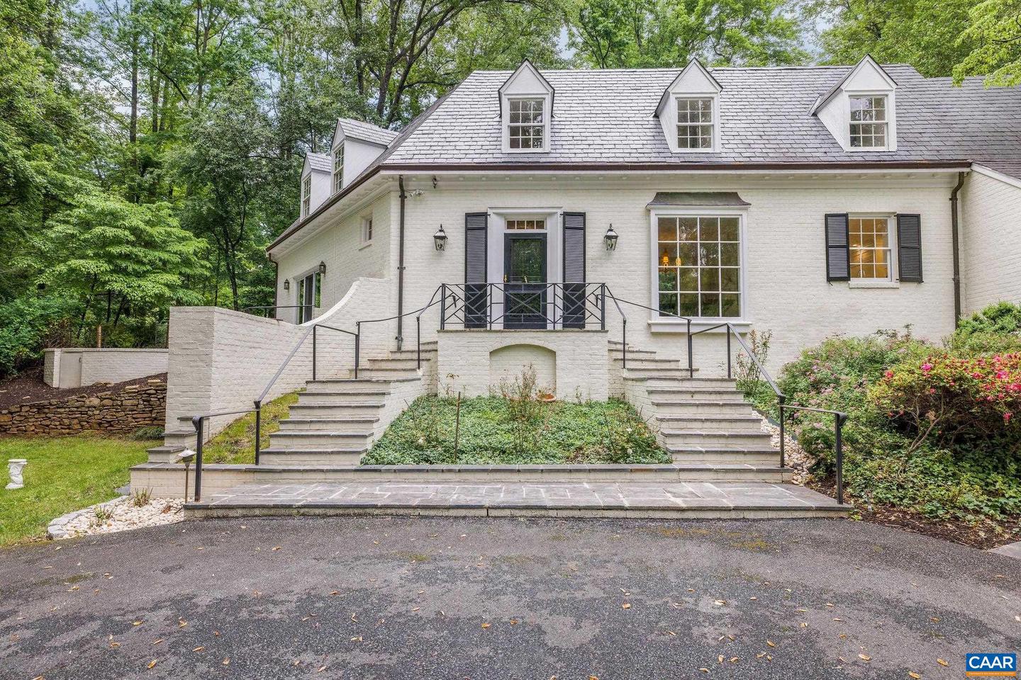 311 EDNAM DR, CHARLOTTESVILLE, Virginia 22903, 4 Bedrooms Bedrooms, ,4 BathroomsBathrooms,Residential,For sale,311 EDNAM DR,664503 MLS # 664503
