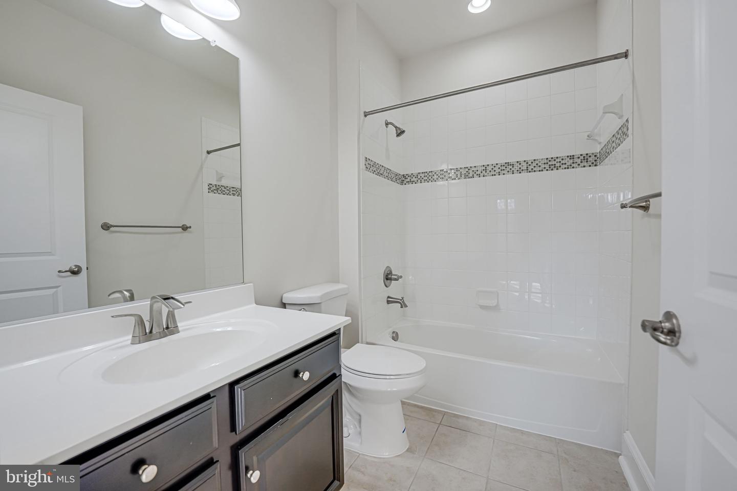 17064 BELLE ISLE DR, DUMFRIES, Virginia 22026, 7 Bedrooms Bedrooms, ,7 BathroomsBathrooms,Residential,For sale,17064 BELLE ISLE DR,VAPW2094650 MLS # VAPW2094650