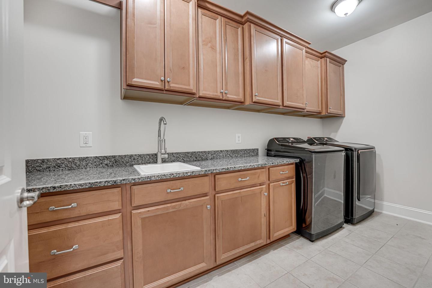 17064 BELLE ISLE DR, DUMFRIES, Virginia 22026, 7 Bedrooms Bedrooms, ,7 BathroomsBathrooms,Residential,For sale,17064 BELLE ISLE DR,VAPW2094650 MLS # VAPW2094650