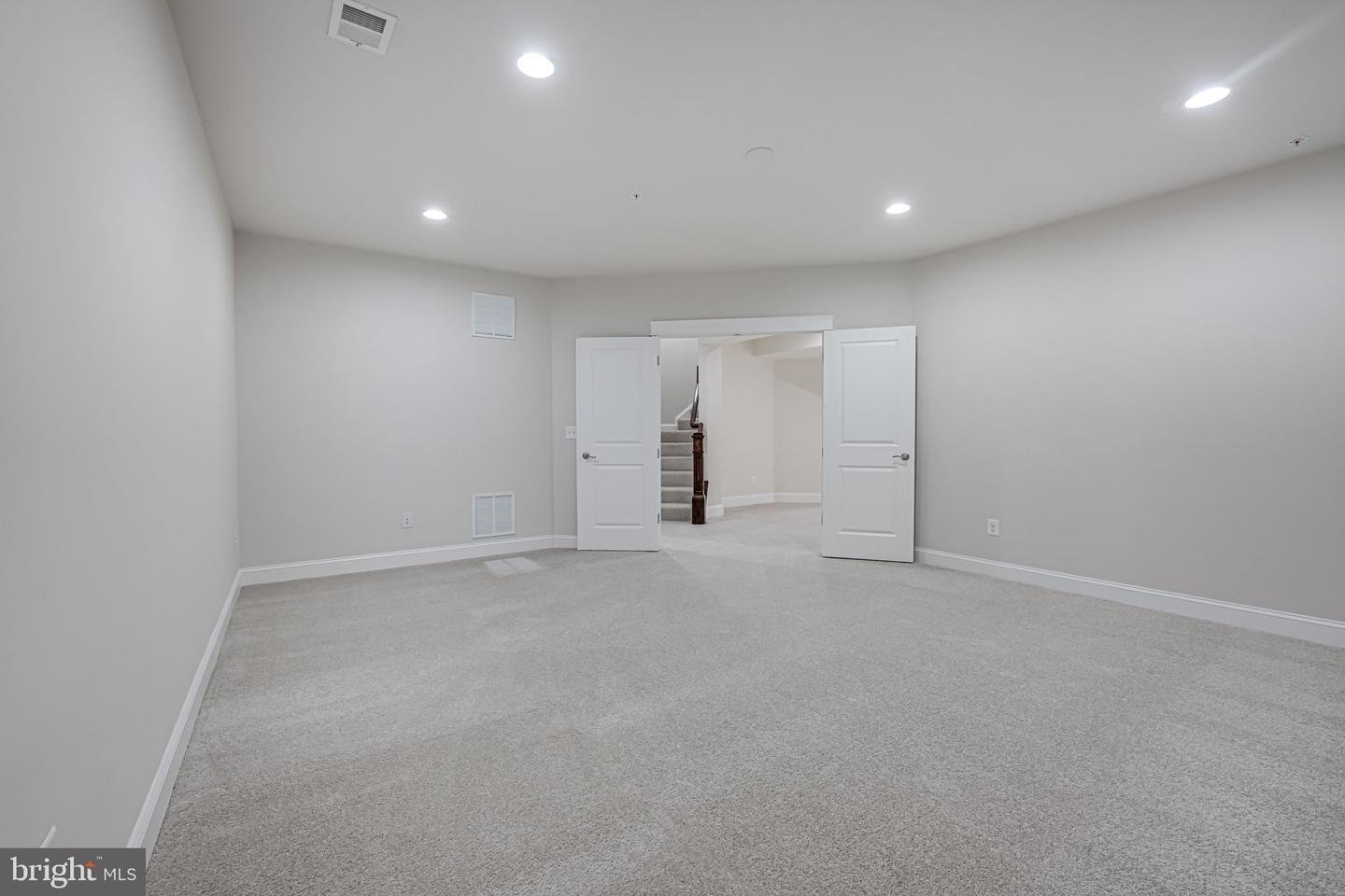 17064 BELLE ISLE DR, DUMFRIES, Virginia 22026, 7 Bedrooms Bedrooms, ,7 BathroomsBathrooms,Residential,For sale,17064 BELLE ISLE DR,VAPW2094650 MLS # VAPW2094650