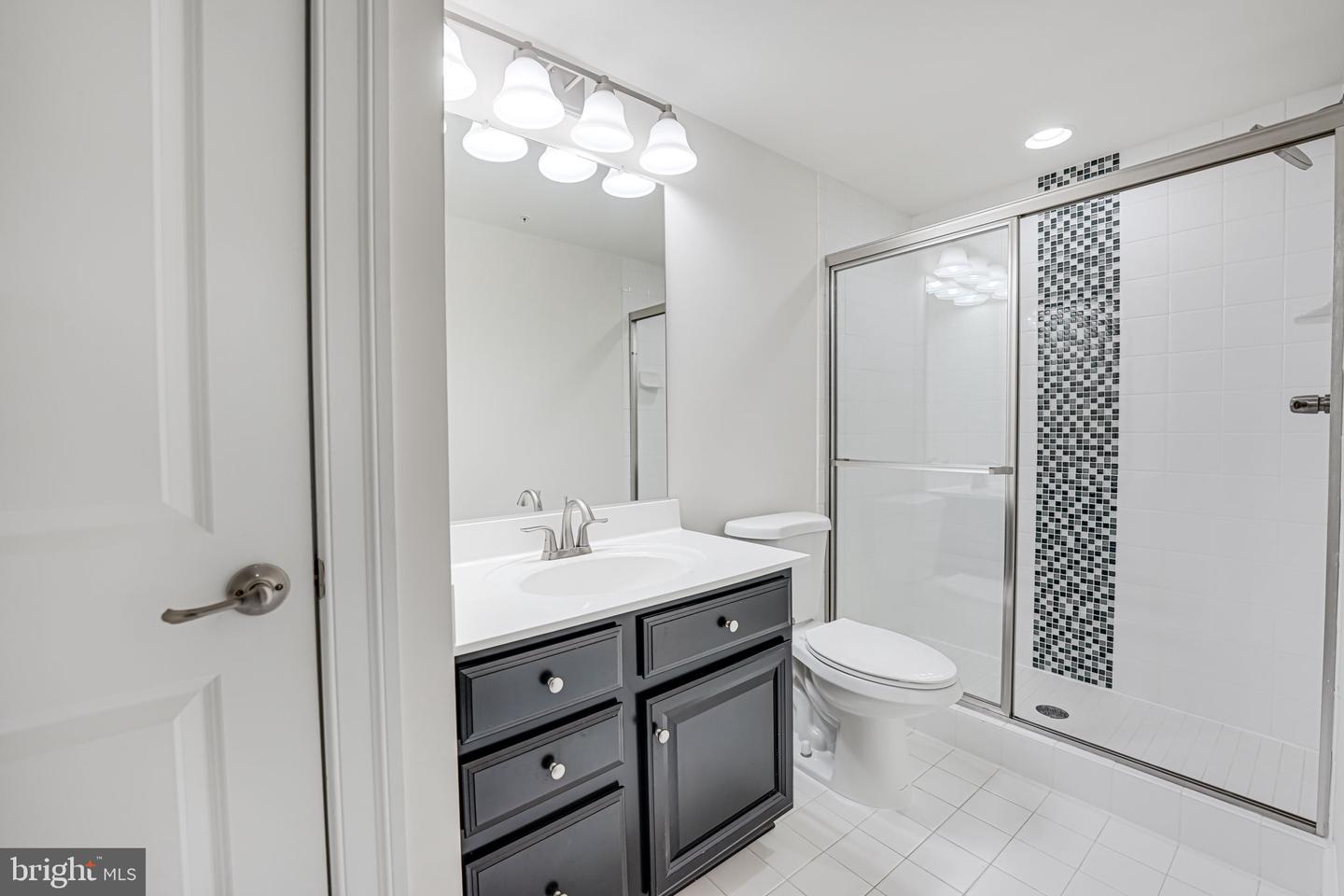 17064 BELLE ISLE DR, DUMFRIES, Virginia 22026, 7 Bedrooms Bedrooms, ,7 BathroomsBathrooms,Residential,For sale,17064 BELLE ISLE DR,VAPW2094650 MLS # VAPW2094650