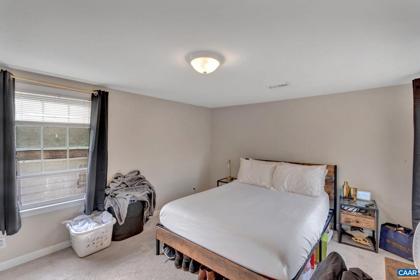 922 MONTICELLO AVE, CHARLOTTESVILLE, Virginia 22902, 2 Bedrooms Bedrooms, ,2 BathroomsBathrooms,Residential,For sale,922 MONTICELLO AVE,664514 MLS # 664514