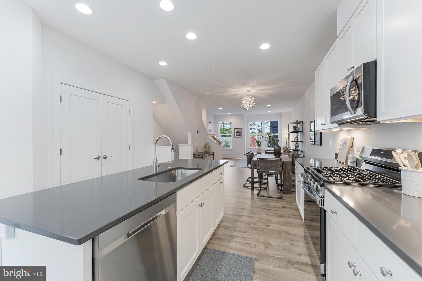 11244 FARADAY PARK DR, RESTON, Virginia 20190, 3 Bedrooms Bedrooms, ,3 BathroomsBathrooms,Residential,For sale,11244 FARADAY PARK DR,VAFX2240878 MLS # VAFX2240878