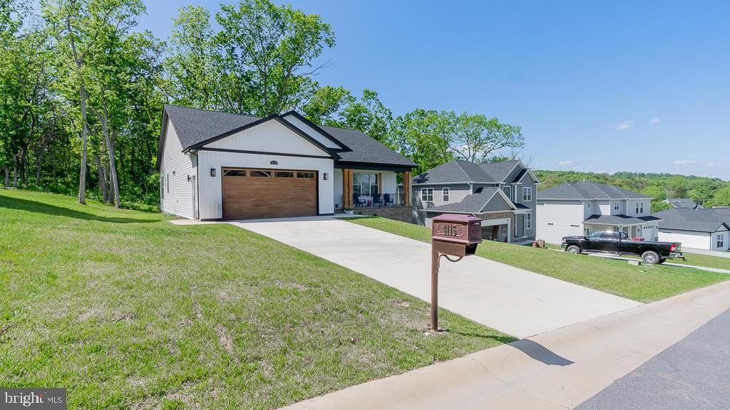 4115 ROMNEY CT, ROCKINGHAM, Virginia 22802, 3 Bedrooms Bedrooms, ,3 BathroomsBathrooms,Residential,For sale,4115 ROMNEY CT,VARO2002294 MLS # VARO2002294