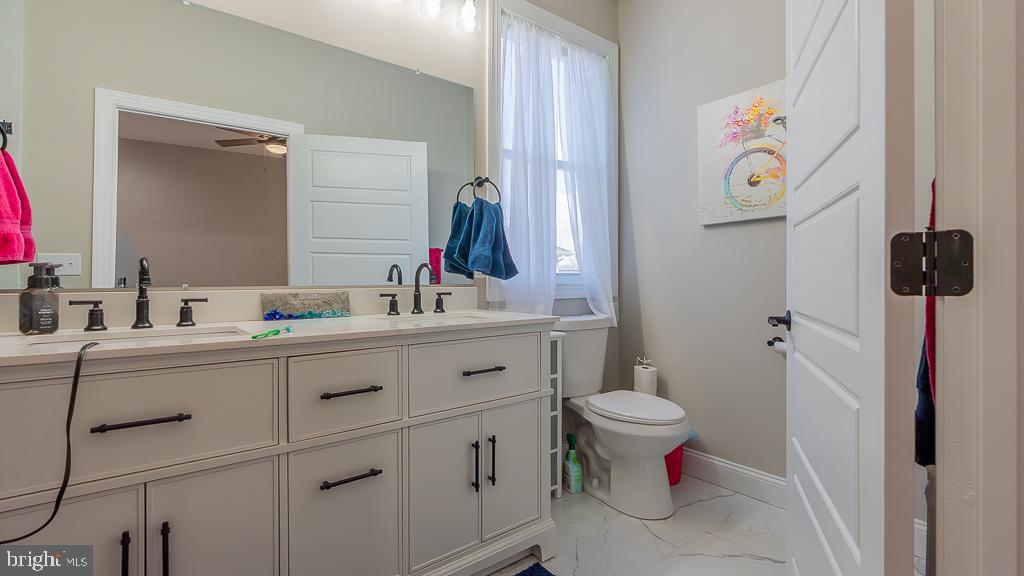 4115 ROMNEY CT, ROCKINGHAM, Virginia 22802, 3 Bedrooms Bedrooms, ,3 BathroomsBathrooms,Residential,For sale,4115 ROMNEY CT,VARO2002294 MLS # VARO2002294