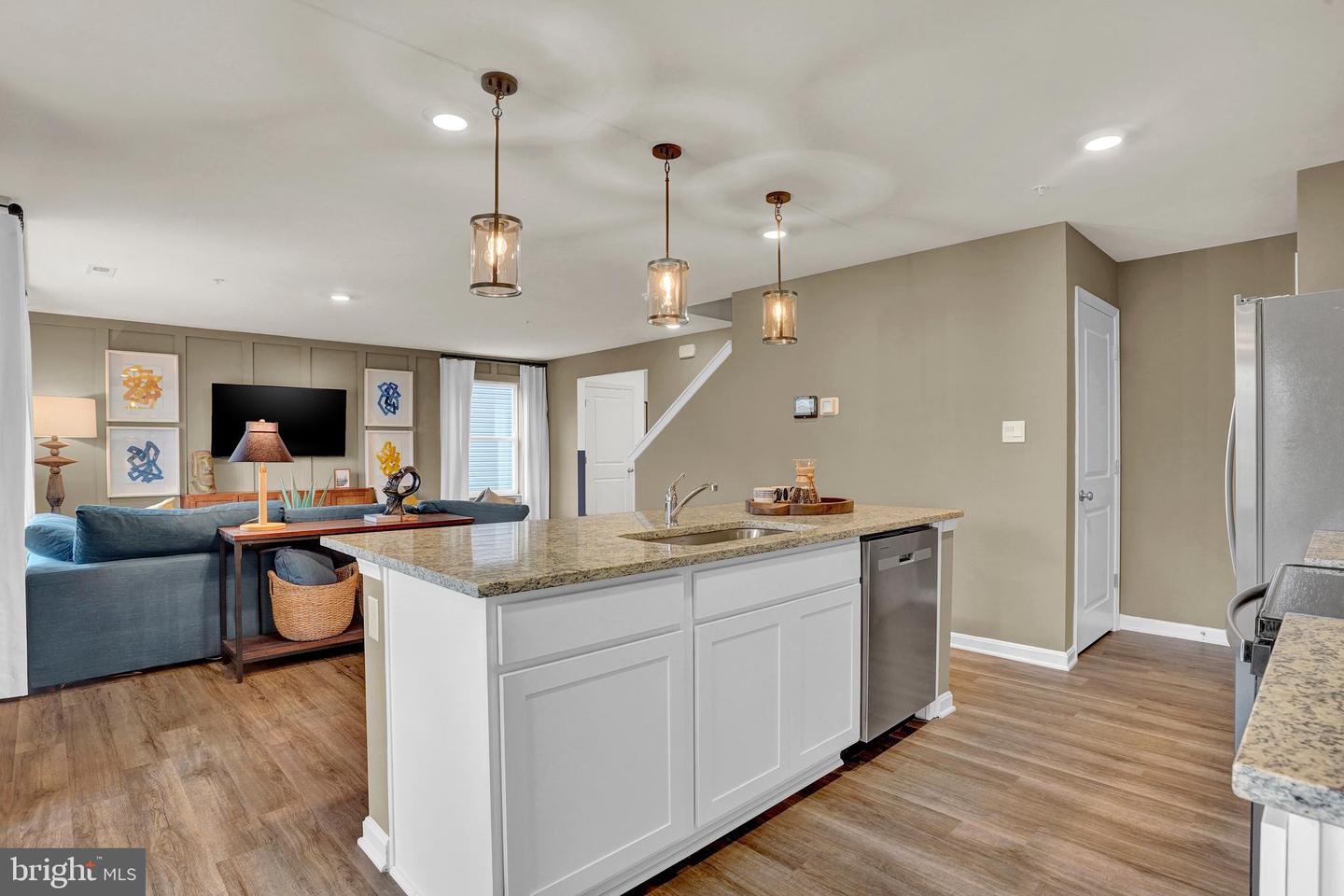 118 CHARING CROSS DR, STEPHENS CITY, Virginia 22655, 4 Bedrooms Bedrooms, ,2 BathroomsBathrooms,Residential,For sale,118 CHARING CROSS DR,VAFV2034168 MLS # VAFV2034168