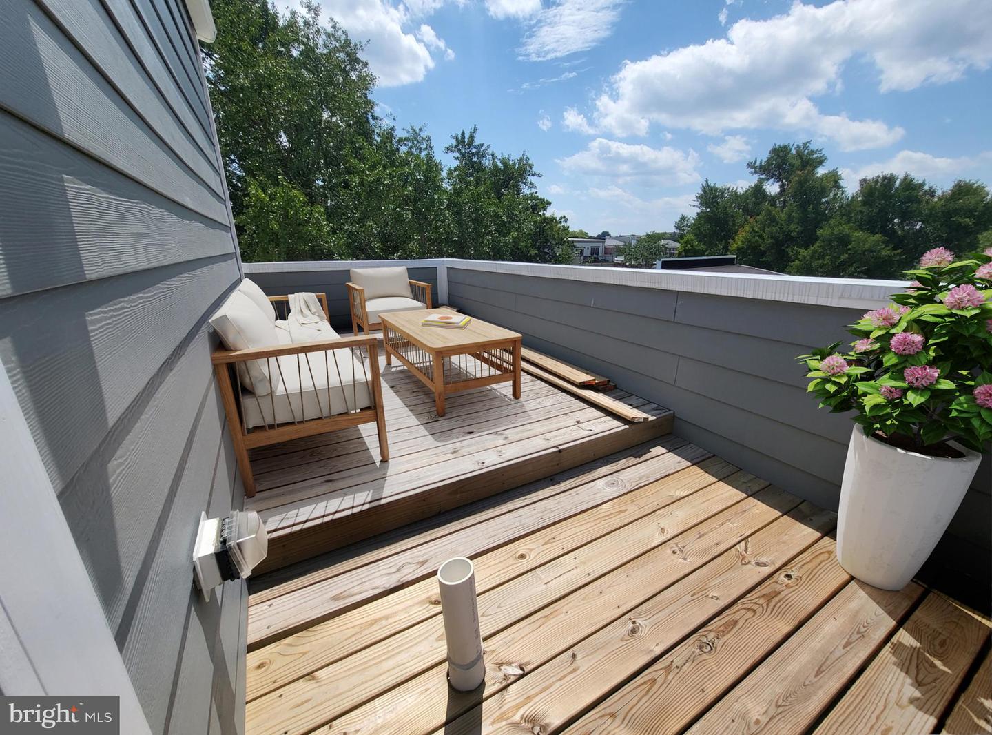 1662 KRAMER ST NE, WASHINGTON, District Of Columbia 20002, 3 Bedrooms Bedrooms, ,2 BathroomsBathrooms,Residential,For sale,1662 KRAMER ST NE,DCDC2200592 MLS # DCDC2200592