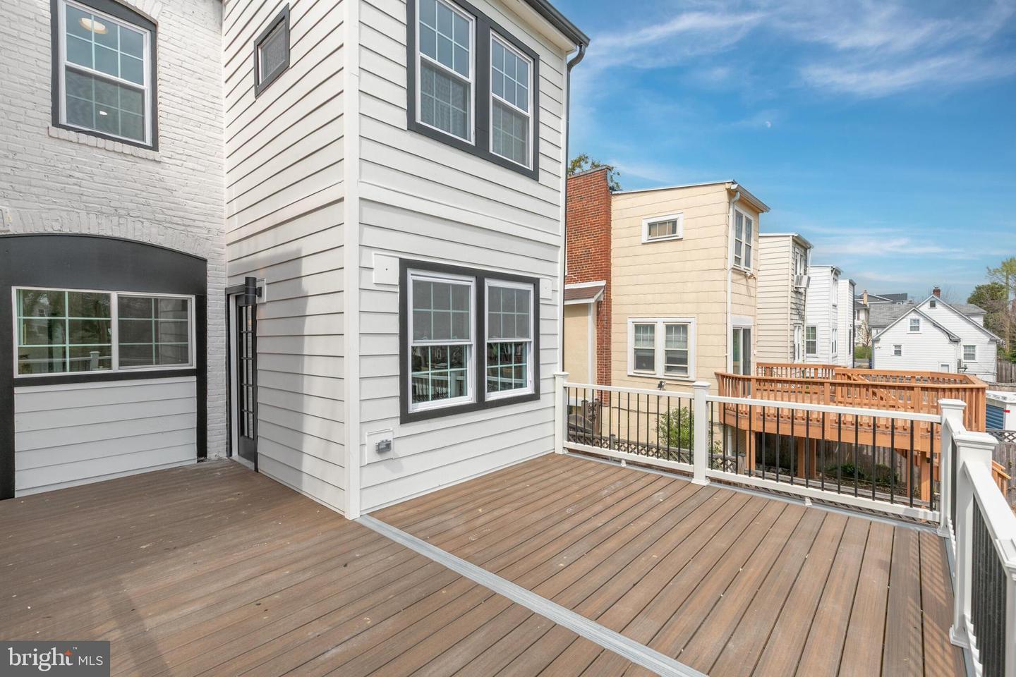 6007 4TH ST NW, WASHINGTON, District Of Columbia 20011, 4 Bedrooms Bedrooms, ,2 BathroomsBathrooms,Residential,For sale,6007 4TH ST NW,DCDC2200602 MLS # DCDC2200602
