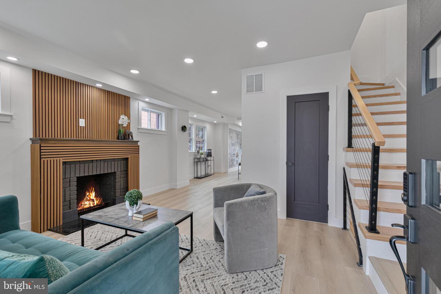 6007 4TH ST NW, WASHINGTON, District Of Columbia 20011, 4 Bedrooms Bedrooms, ,2 BathroomsBathrooms,Residential,For sale,6007 4TH ST NW,DCDC2200602 MLS # DCDC2200602