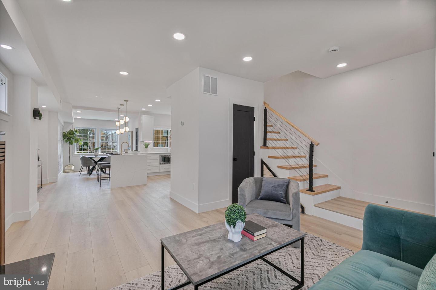 6007 4TH ST NW, WASHINGTON, District Of Columbia 20011, 4 Bedrooms Bedrooms, ,2 BathroomsBathrooms,Residential,For sale,6007 4TH ST NW,DCDC2200602 MLS # DCDC2200602