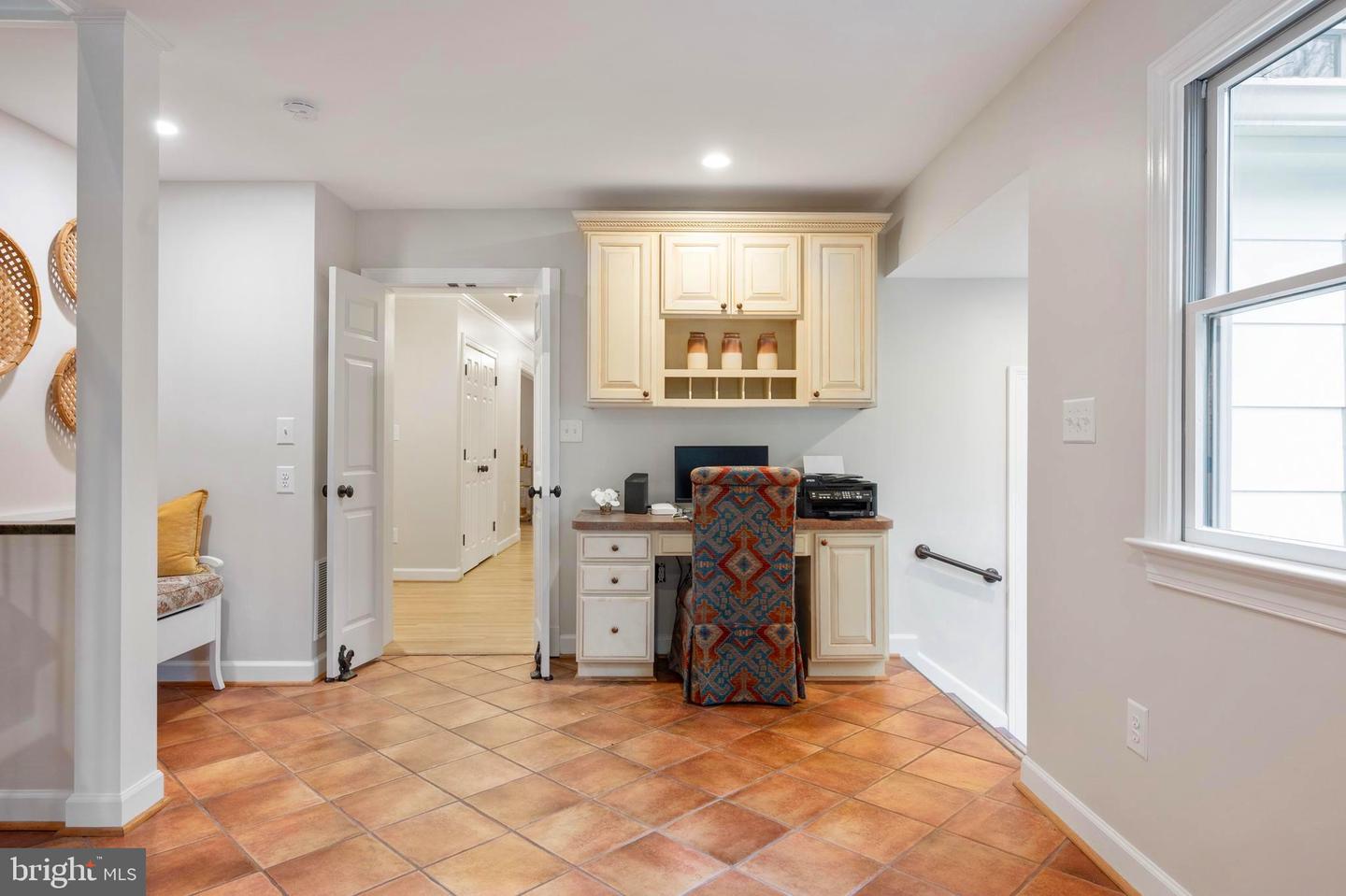 902 EMERALD DR, ALEXANDRIA, Virginia 22308, 7 Bedrooms Bedrooms, ,5 BathroomsBathrooms,Residential,For sale,902 EMERALD DR,VAFX2240884 MLS # VAFX2240884