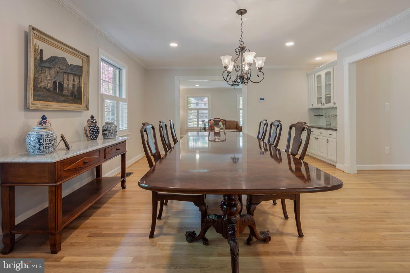 902 EMERALD DR, ALEXANDRIA, Virginia 22308, 7 Bedrooms Bedrooms, ,5 BathroomsBathrooms,Residential,For sale,902 EMERALD DR,VAFX2240884 MLS # VAFX2240884