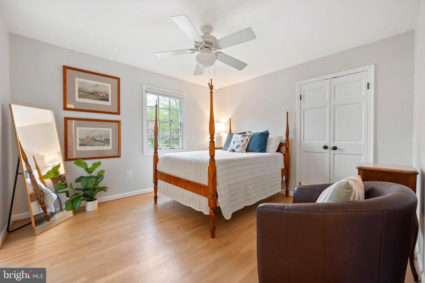 902 EMERALD DR, ALEXANDRIA, Virginia 22308, 7 Bedrooms Bedrooms, ,5 BathroomsBathrooms,Residential,For sale,902 EMERALD DR,VAFX2240884 MLS # VAFX2240884