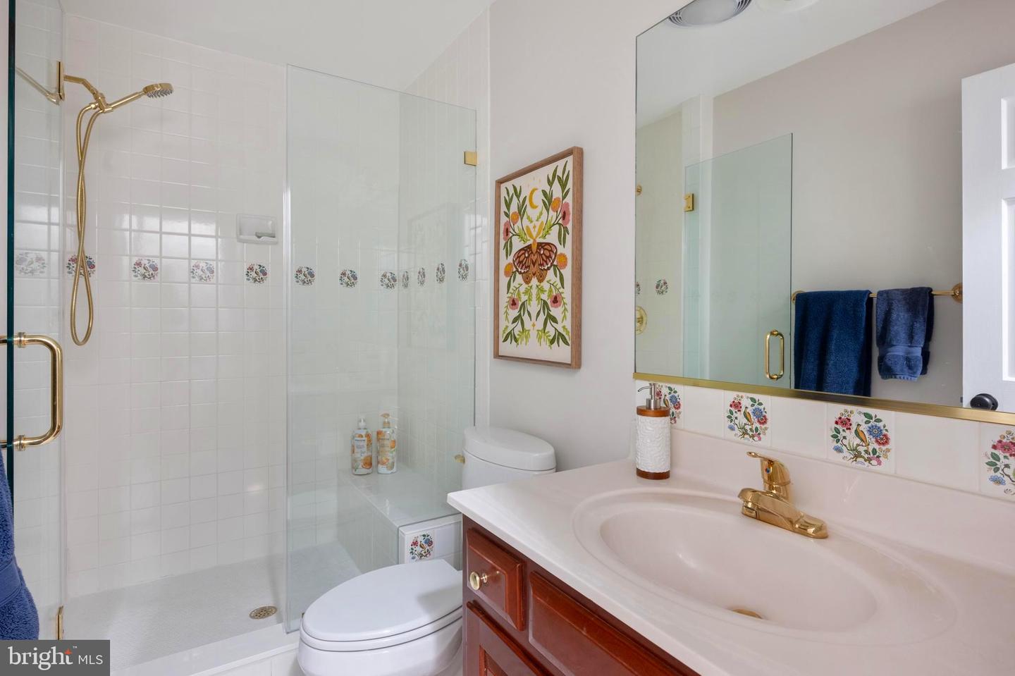 902 EMERALD DR, ALEXANDRIA, Virginia 22308, 7 Bedrooms Bedrooms, ,5 BathroomsBathrooms,Residential,For sale,902 EMERALD DR,VAFX2240884 MLS # VAFX2240884