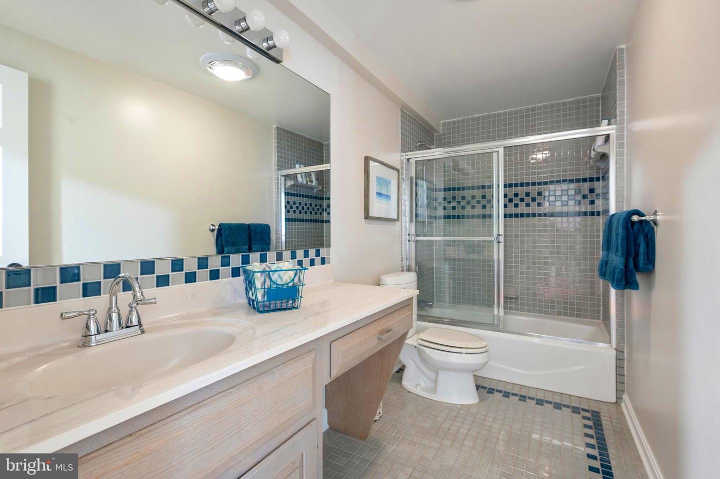902 EMERALD DR, ALEXANDRIA, Virginia 22308, 7 Bedrooms Bedrooms, ,5 BathroomsBathrooms,Residential,For sale,902 EMERALD DR,VAFX2240884 MLS # VAFX2240884