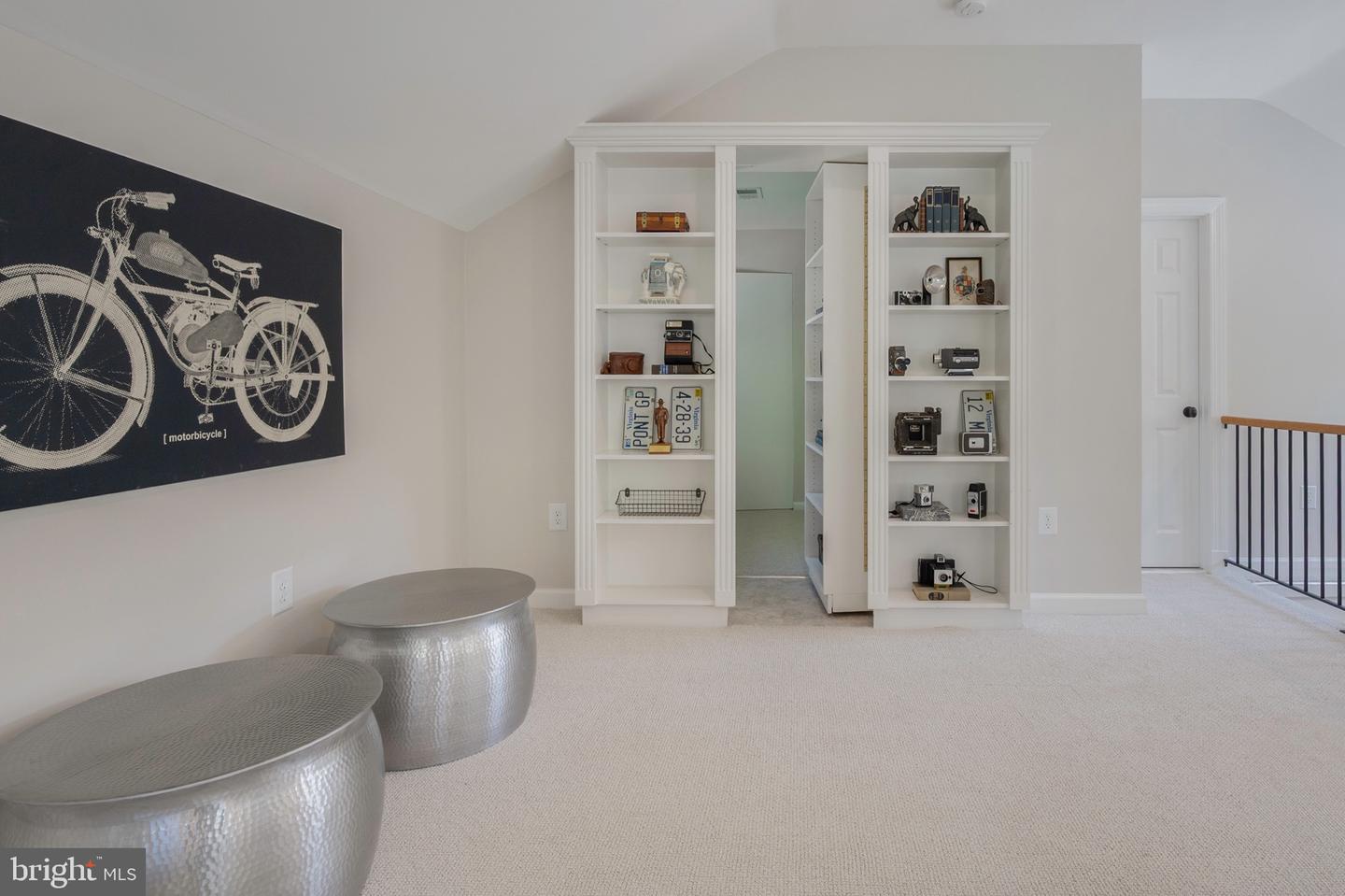 902 EMERALD DR, ALEXANDRIA, Virginia 22308, 7 Bedrooms Bedrooms, ,5 BathroomsBathrooms,Residential,For sale,902 EMERALD DR,VAFX2240884 MLS # VAFX2240884
