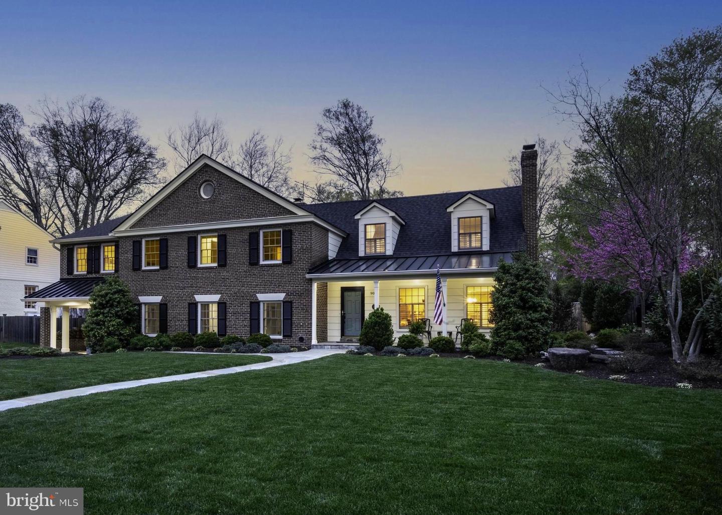 902 EMERALD DR, ALEXANDRIA, Virginia 22308, 7 Bedrooms Bedrooms, ,5 BathroomsBathrooms,Residential,For sale,902 EMERALD DR,VAFX2240884 MLS # VAFX2240884