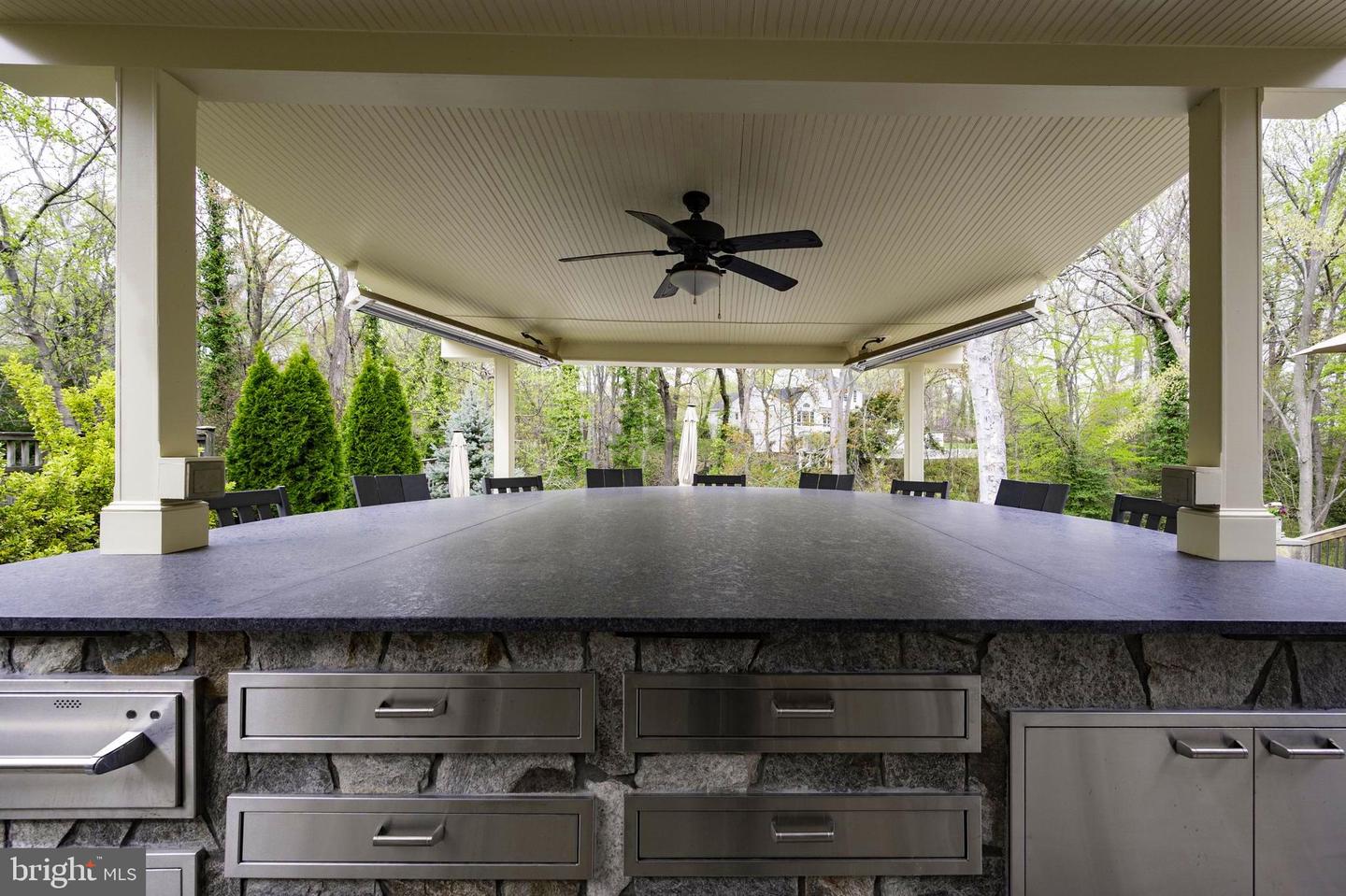 902 EMERALD DR, ALEXANDRIA, Virginia 22308, 7 Bedrooms Bedrooms, ,5 BathroomsBathrooms,Residential,For sale,902 EMERALD DR,VAFX2240884 MLS # VAFX2240884