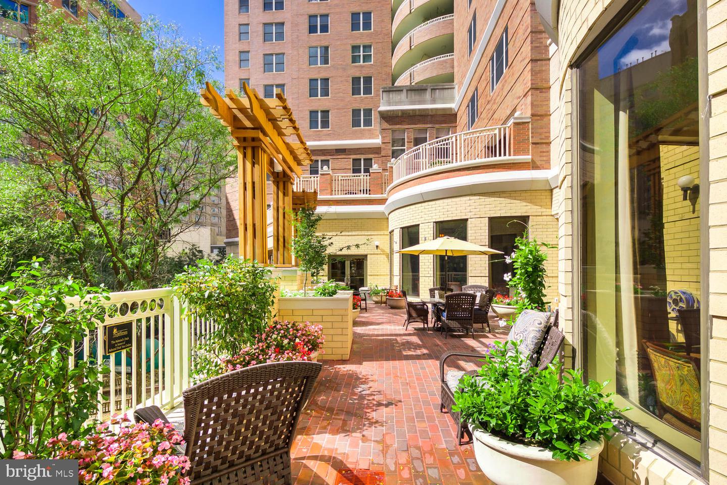 900 N TAYLOR ST #1105, ARLINGTON, Virginia 22203, 1 Bedroom Bedrooms, ,1 BathroomBathrooms,Residential,For sale,900 N TAYLOR ST #1105,VAAR2057480 MLS # VAAR2057480