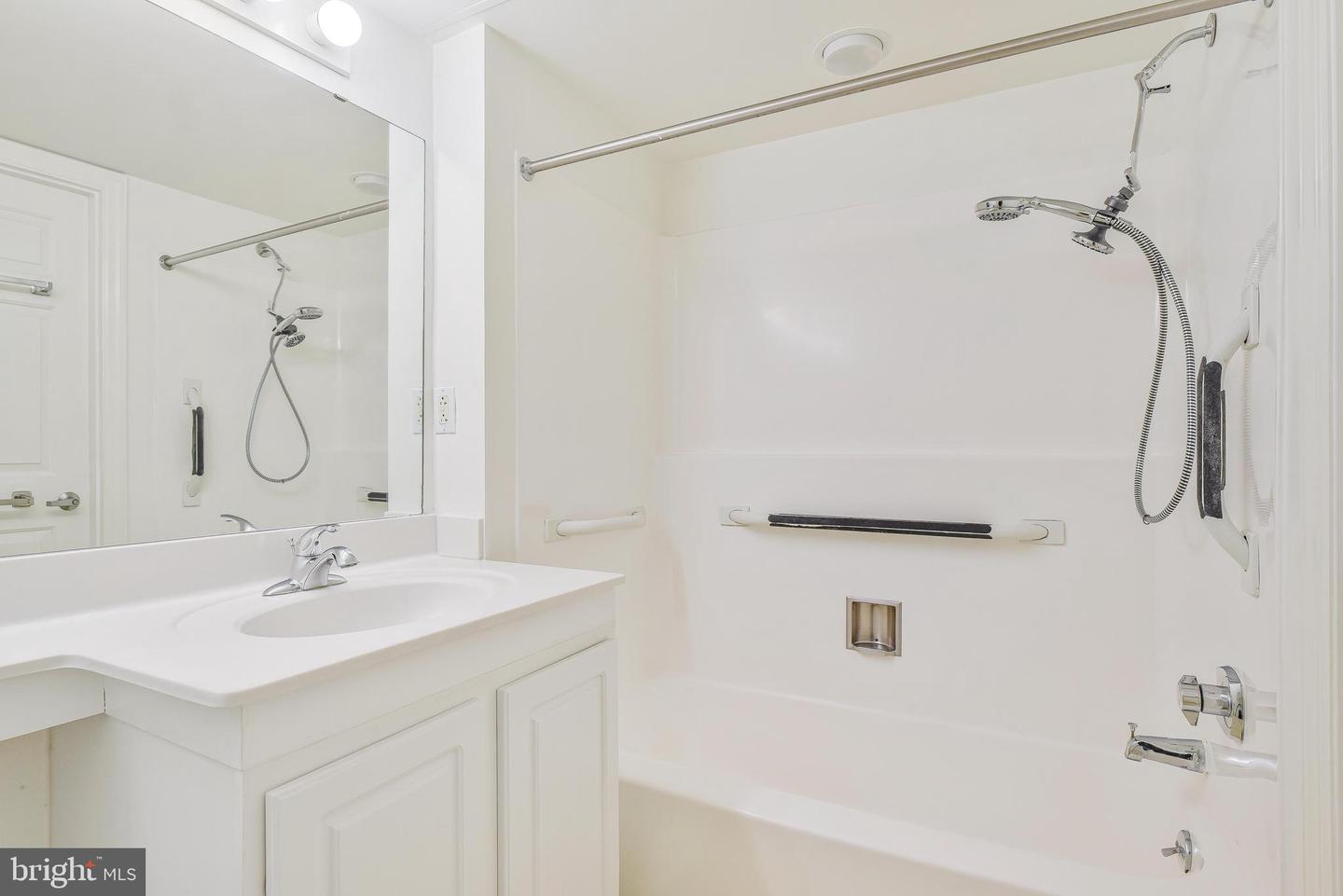 900 N TAYLOR ST #1105, ARLINGTON, Virginia 22203, 1 Bedroom Bedrooms, ,1 BathroomBathrooms,Residential,For sale,900 N TAYLOR ST #1105,VAAR2057480 MLS # VAAR2057480