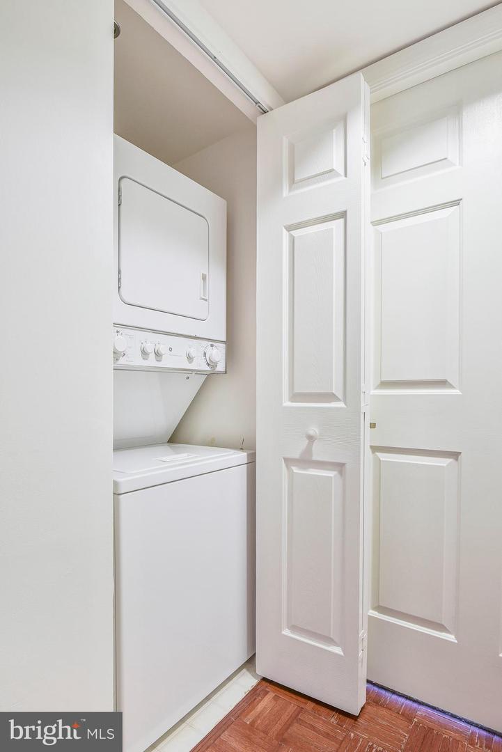 900 N TAYLOR ST #1105, ARLINGTON, Virginia 22203, 1 Bedroom Bedrooms, ,1 BathroomBathrooms,Residential,For sale,900 N TAYLOR ST #1105,VAAR2057480 MLS # VAAR2057480